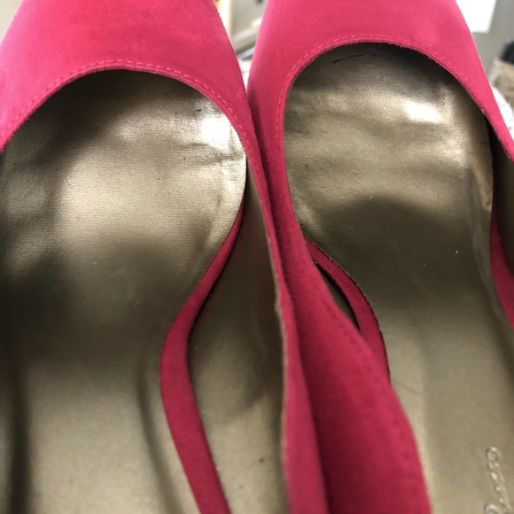 SOLD 🚫 Suede Pink High Heels - Picture 6 of 7